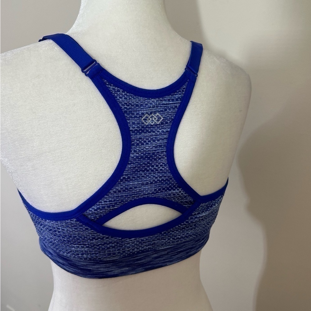 Leg3nd sz lg sports bra blue heather. Removable padding newer - Picture 5 of 8